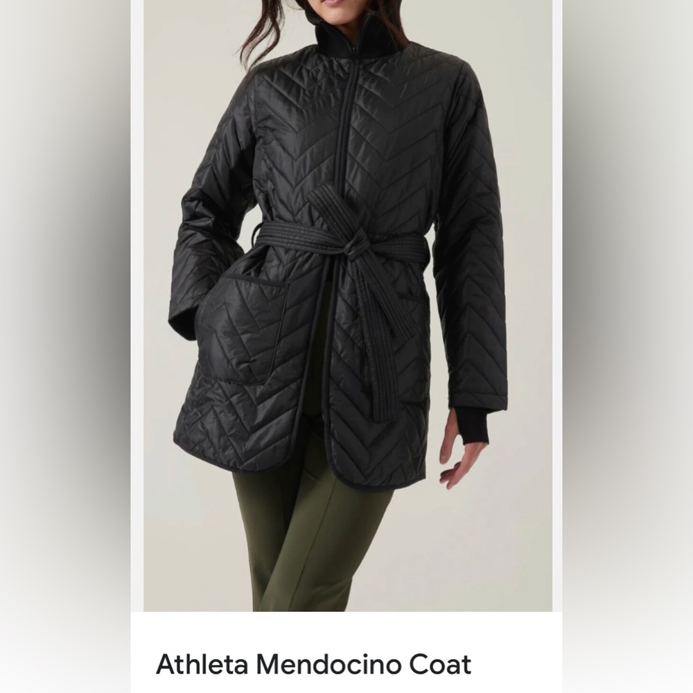 GREAT condition. Athleta quilted, belted jacket